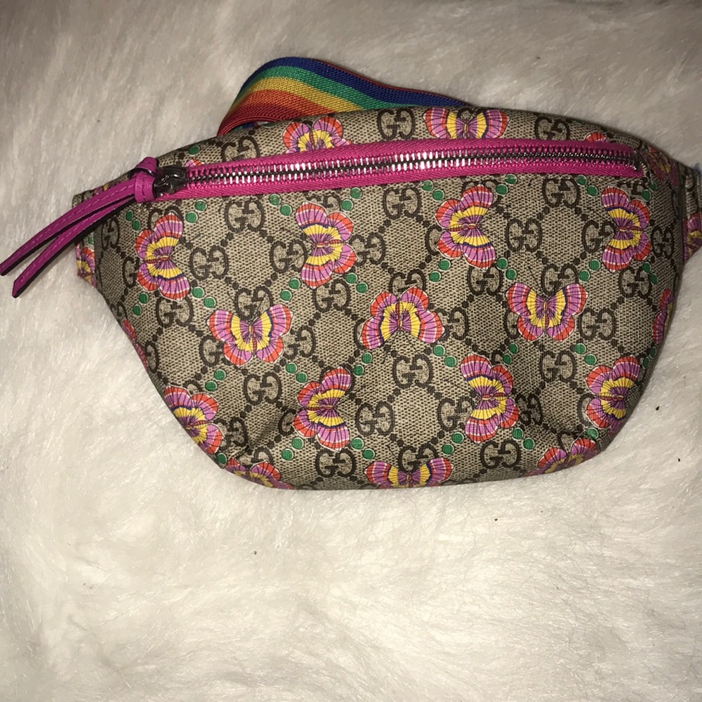Gucci girls waist pouch